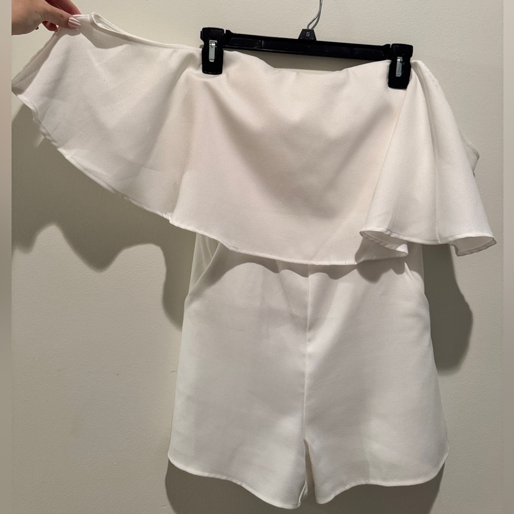 She + Sky White Off-Shoulder Romper